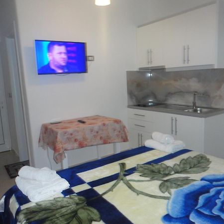 Oruci Apartments Ksamil Exterior photo