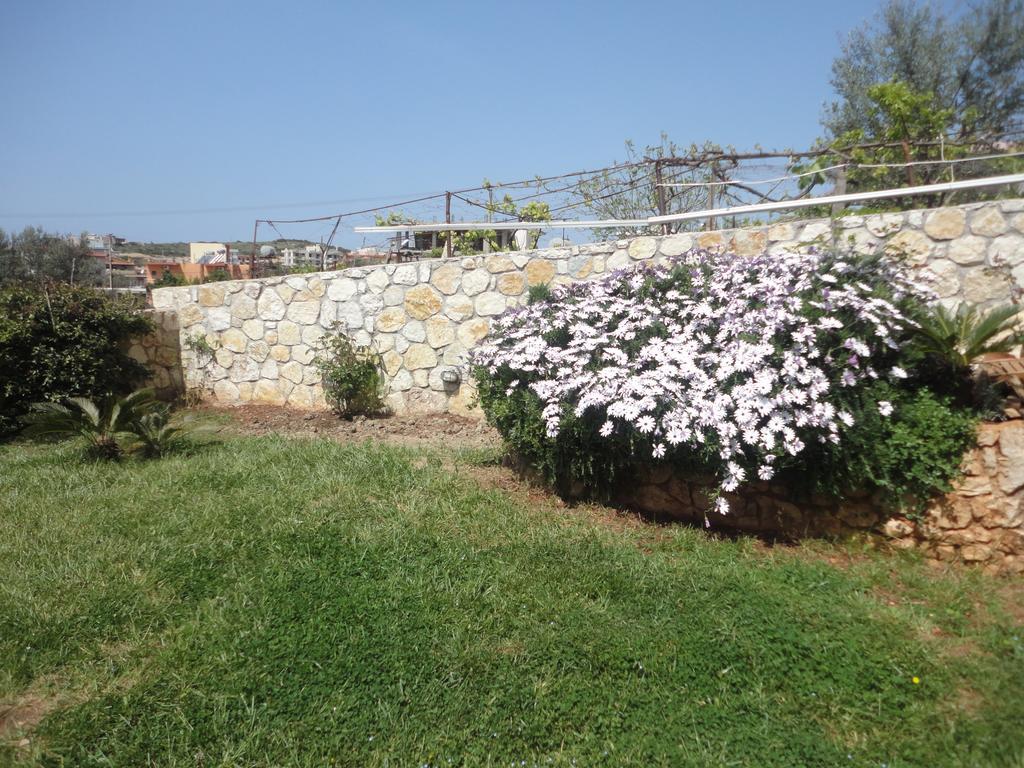 Oruci Apartments Ksamil Room photo