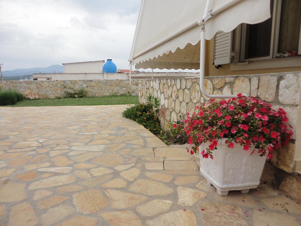 Oruci Apartments Ksamil Room photo