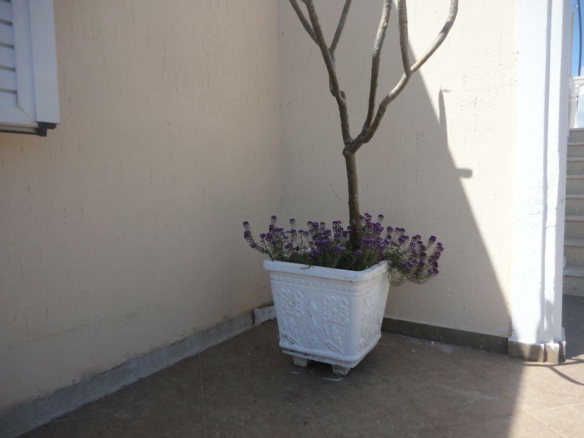 Oruci Apartments Ksamil Exterior photo